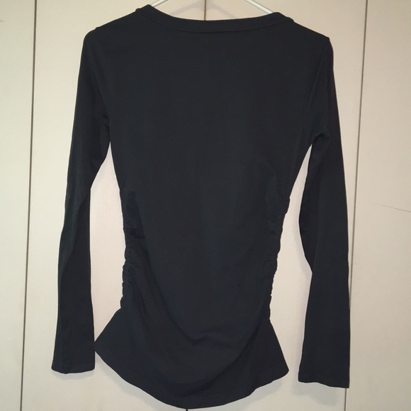 Last Tango Ruched Top - Picture 4 of 5